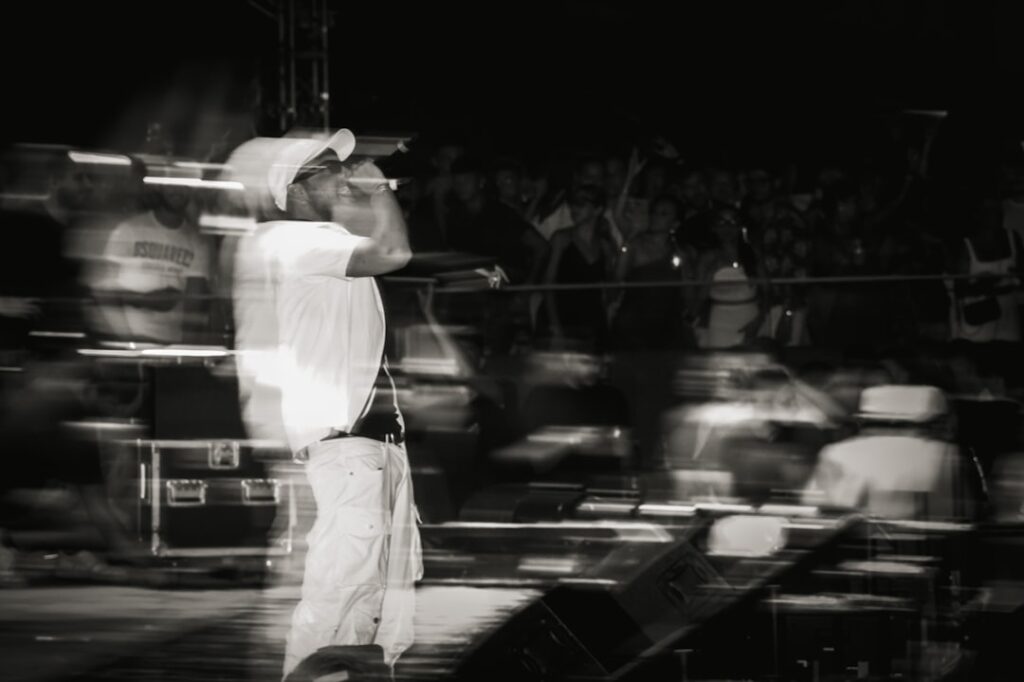 De liefde tussen rapper Donnie en zijn vriendin Lois